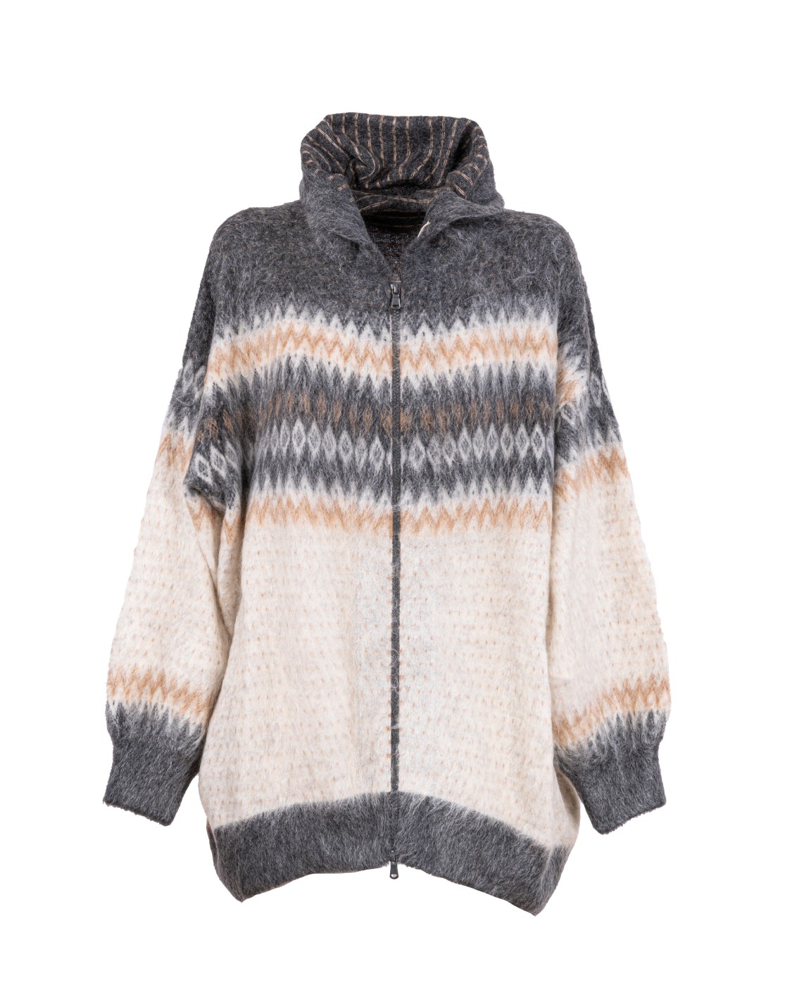 shop BRUNELLO CUCINELLI Saldi Giaccone: Brunello Cucinelli Cardigan Nordic Intarsia in mohair e lana con monile.
Chiusura con zip a doppio cursore.
Spalla abbassata.
Maniche a palloncino.
Cappuccio fisso.
Lavorazione jacquard.
Composizione: 50% mohair 36% poliammide 14% lana.
Made in Italy.. M2I190726-COJ36 number 8329107